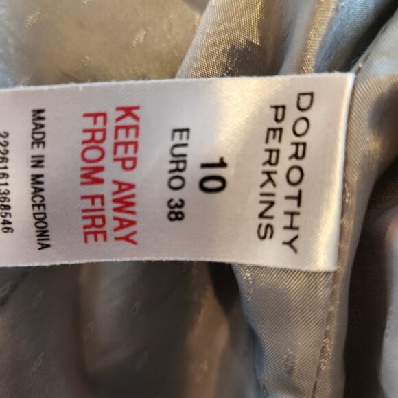 Blazer - Picture 3 of 3